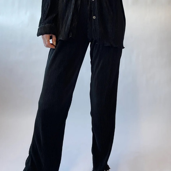 Black Ribbed Pant Set - Picture 5 of 5